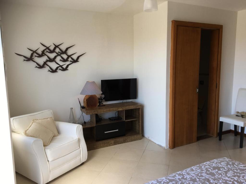 Chez Monsieur Bed & Breakfast Armacao dos Buzios ภายนอก รูปภาพ